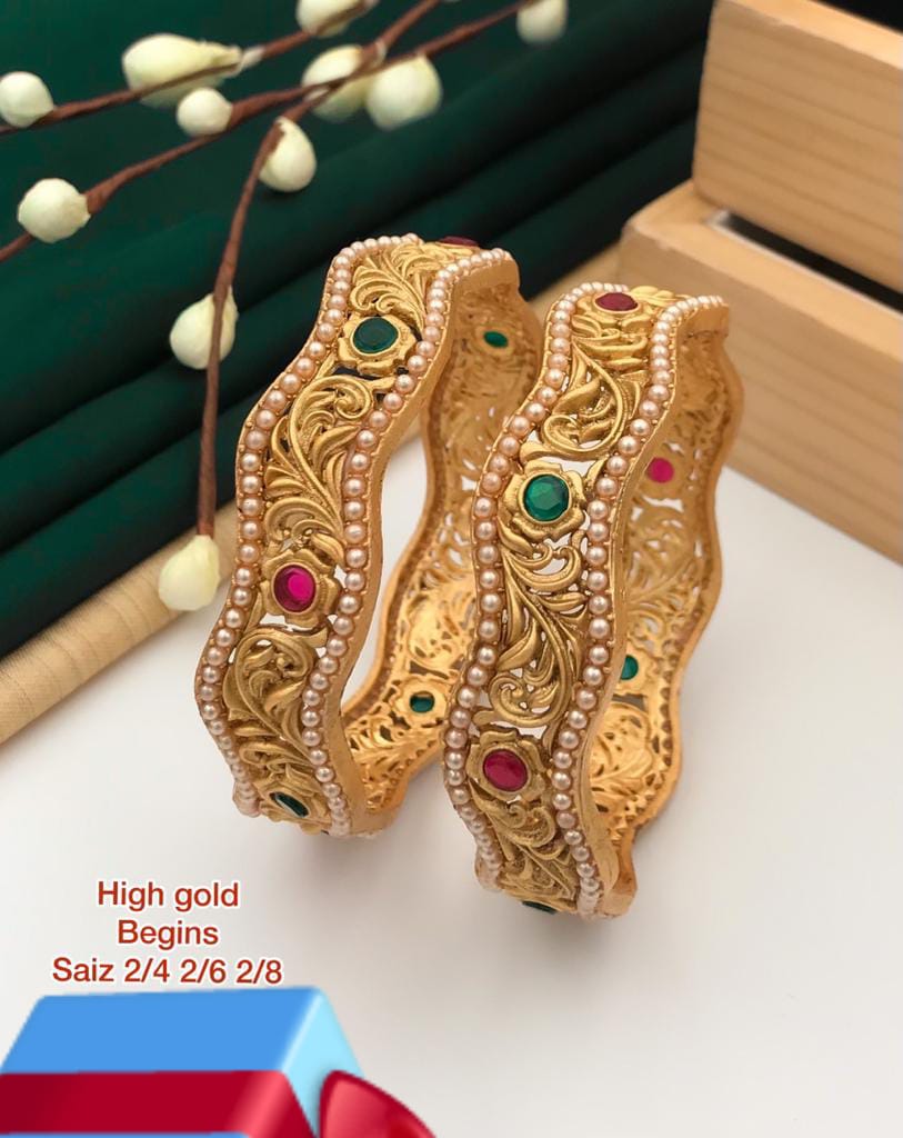 Fancy Design Matte Fancy Bangles Set Wholesalers In Delhi